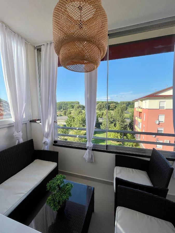 Chance Apartman Buekfuerdo Exterior photo